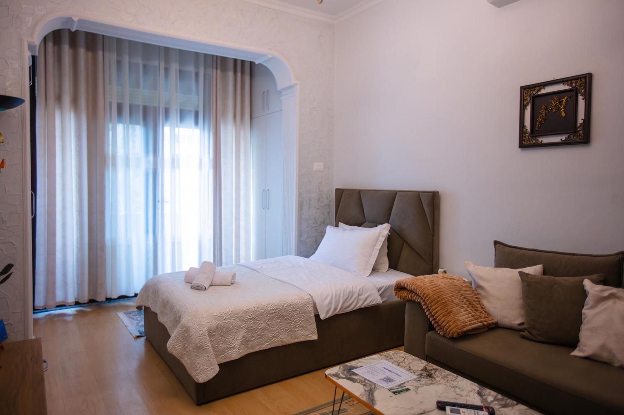 Tirana Center Apartment - Zogu I Boulevard Luaran gambar