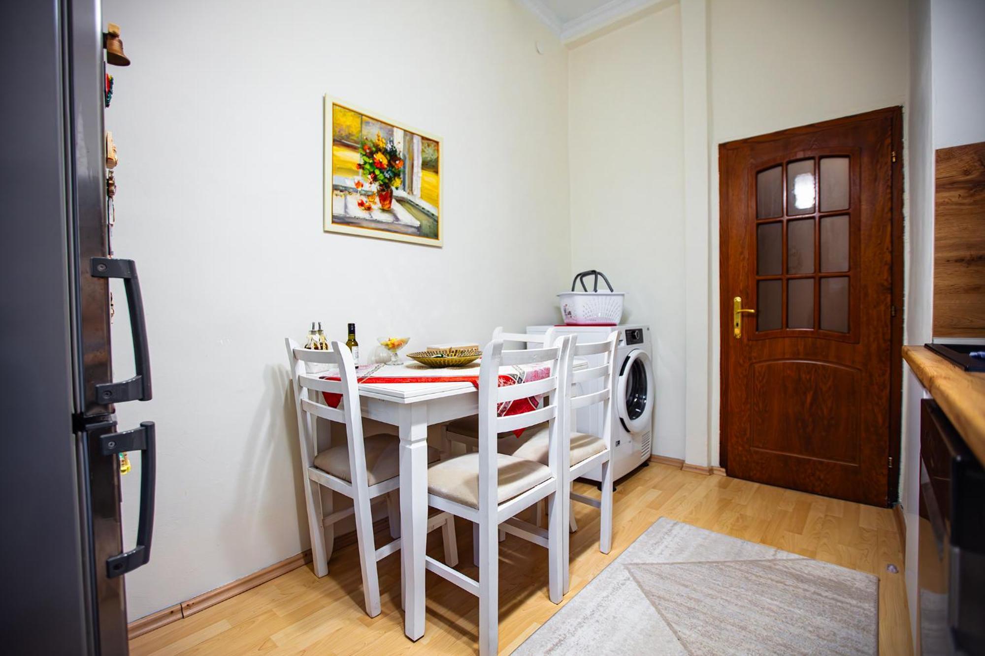 Tirana Center Apartment - Zogu I Boulevard Luaran gambar