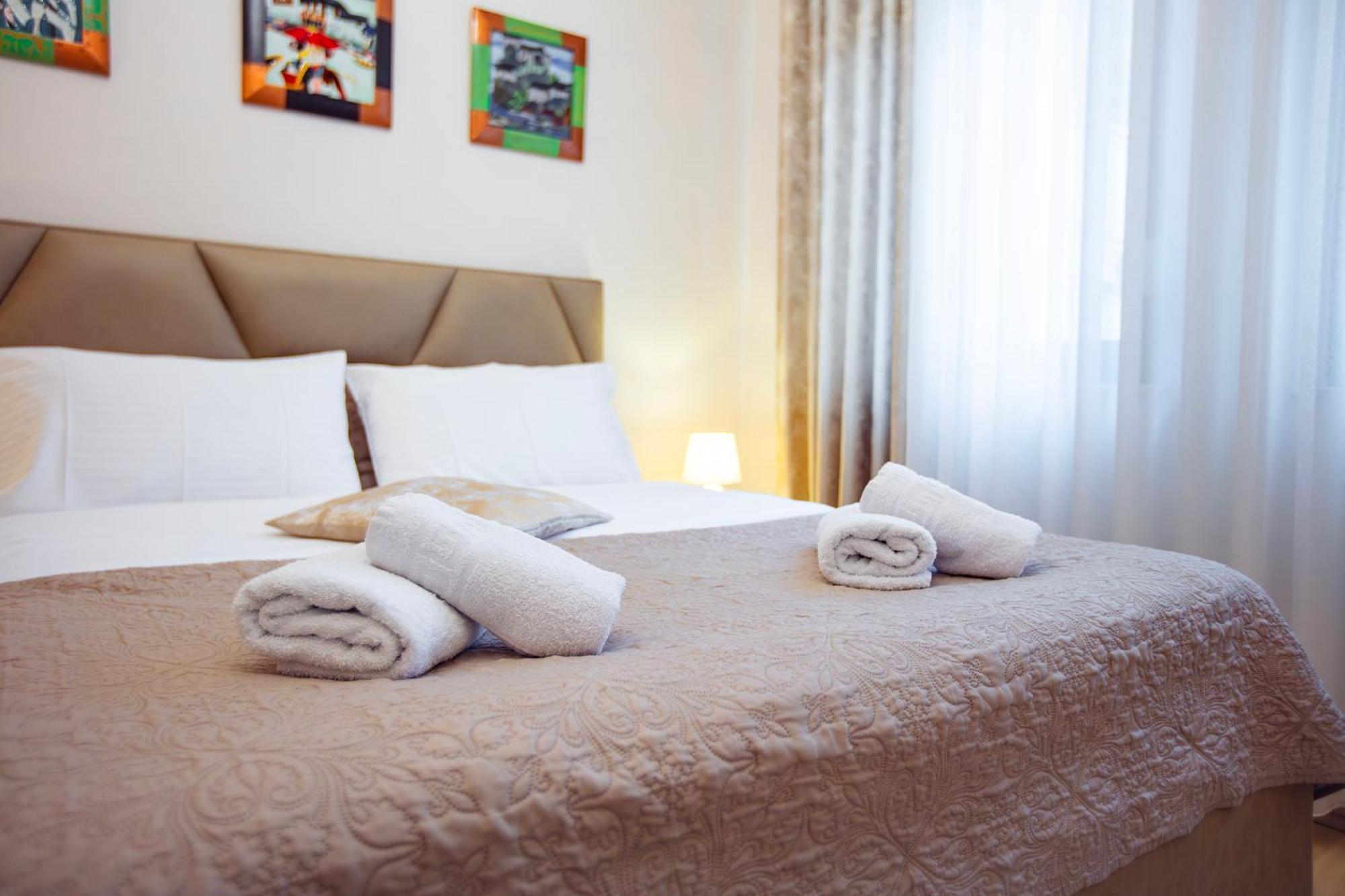 Tirana Center Apartment - Zogu I Boulevard Luaran gambar